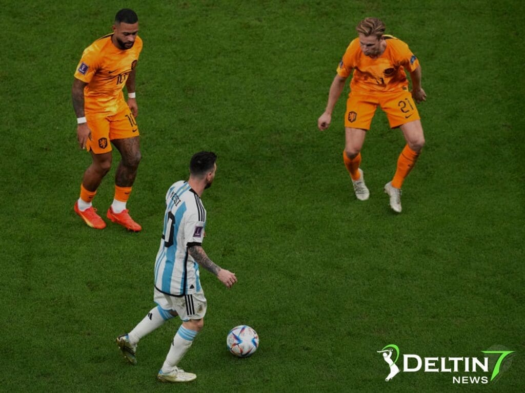 Lionel Messi Blasts Argentina