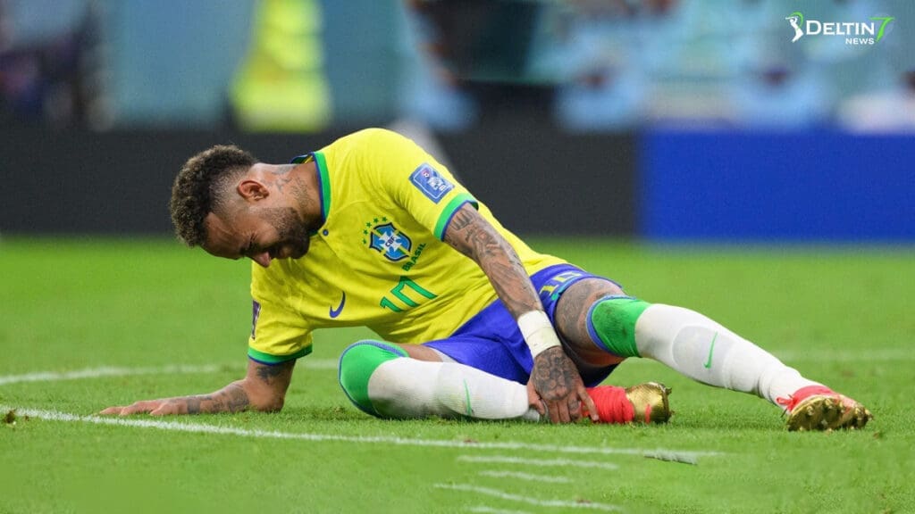Neymar Gets Surgery